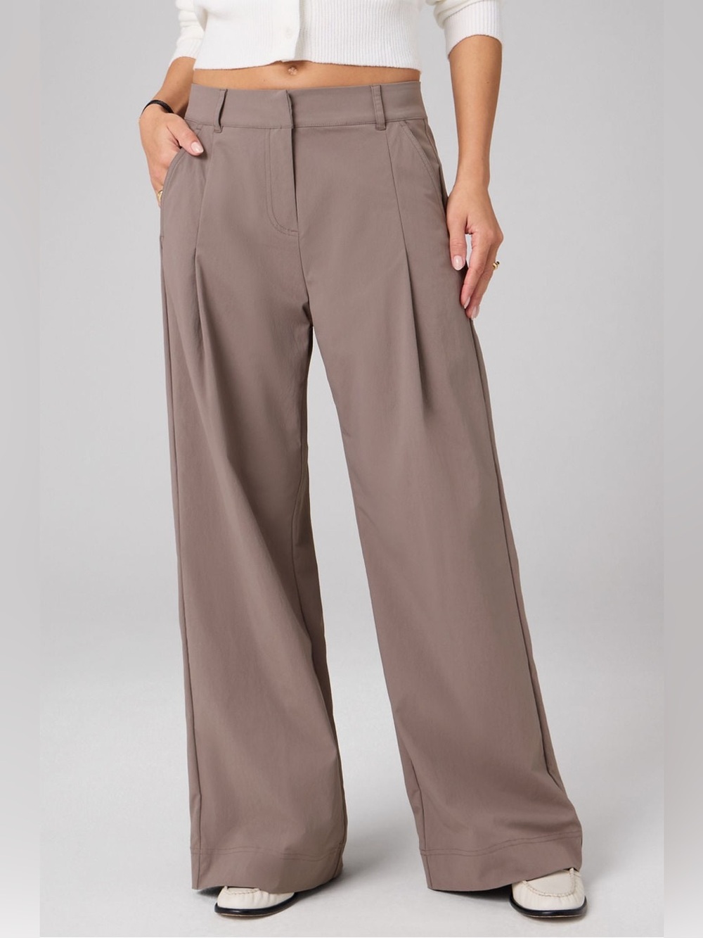 NWT Fabletics Everyday Wide Leg Mid-Rise Trouser Pants Desert Shadows Size M